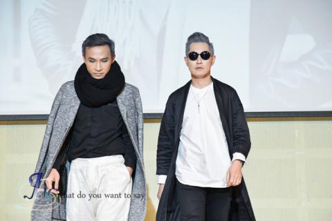 江宜純 - 彩妝慈善秀
相關影像連結
https://drive.google.com/drive/folders/1CDRCHDfYq3l81wE1oGGO75mJ3vpraw4T