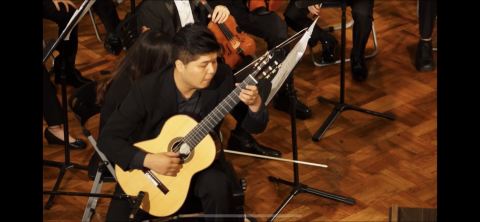 黃致豪吉他教學 - 與台藝大管弦樂團於台北中山堂演出，吉他協奏曲 