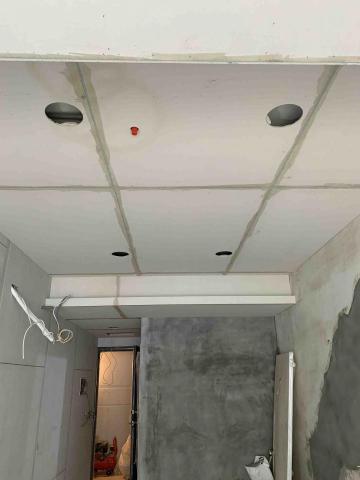 佳藝油漆工程行 - AB膠我們採用兩次並且面積越小越好的工法