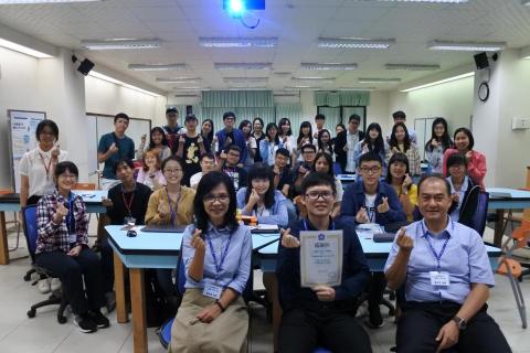 珵式馬大數據科技股份有限公司(原張小馬個人工作室) - 20190921於「中正大學」進行「AI 與數據分析實戰入門工作坊」課後照片