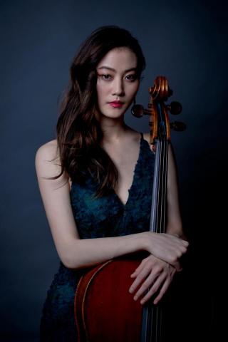 Phoebe Tsai 蔡非比 - 
