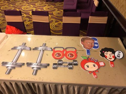 勝澤廣告有限公司 - 尾牙客製化道具&背板+施工場 