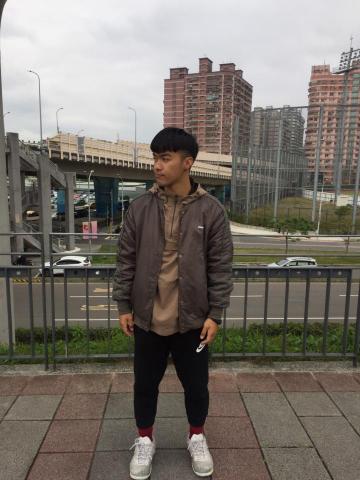 提供二重埔服務的專家胡家誠 Charlie