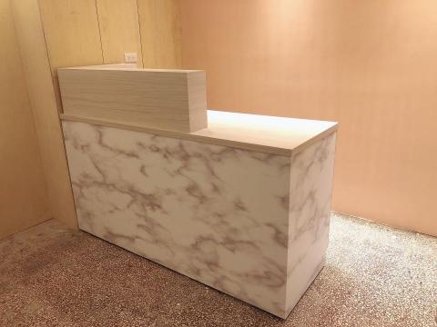 勝澤廣告有限公司 - 店家櫃檯 輸出+施工