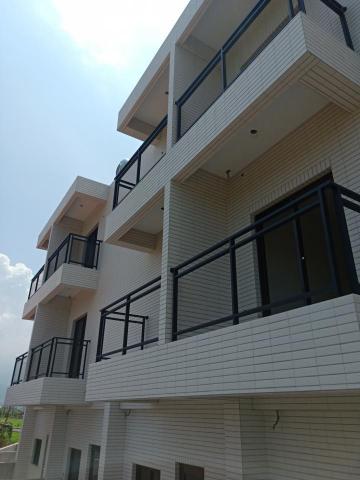 鈞耀企業社 - 2-3樓前後白鐵玻璃欄杆（背視照片）