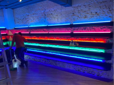 宏祥欣業有限公司 - 燈具安裝
