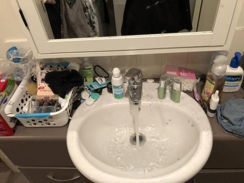 上進清年 雍洁有限公司 - 清潔前