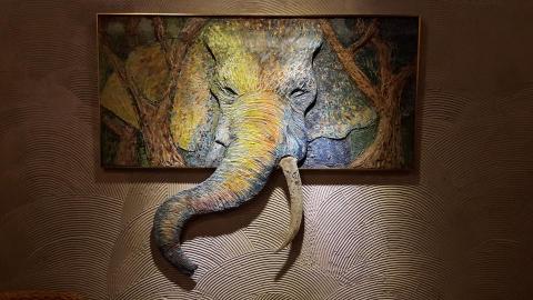 OHMY設計 X 康卓利工作室 - 水泥畫 - 以多種水泥為基底，複合媒材裝飾繪製而成的藝術品。