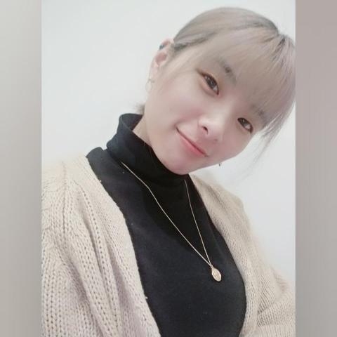 提供105服務的專家黃芝茜