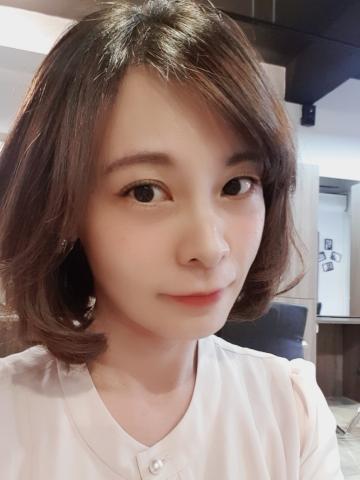Rebecca Huang - 提供打字排版的專家 Rebecca Huang - 提供打字排版的專家