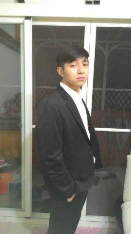 提供高中生物服務的專家江霖