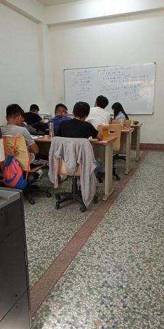 森濬科技有限公司 - 電腦教學