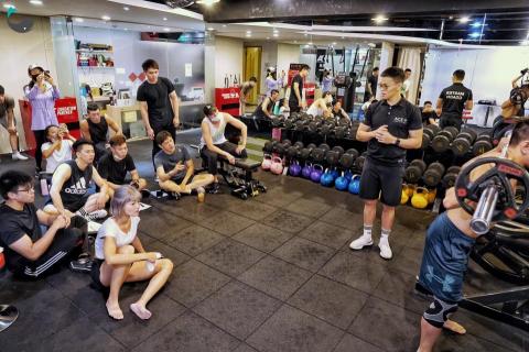 ACE認證私人教練 - OMEGA - ACE受訓照 ACE認證私人教練 - OMEGA - ACE受訓照