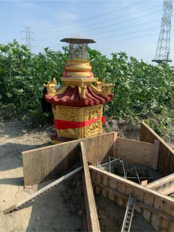 同祐工程行 DIY夢工廠室內設計 -  百姓公廟金爐座施工