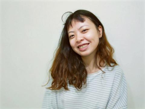 提供新聞ng服務的專家曾齡誼