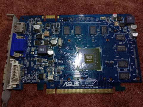 文婷全方位工作室 - 顯示卡灰塵及CPU散熱膏清潔 文婷全方位工作室 - 顯示卡灰塵及CPU散熱膏清潔