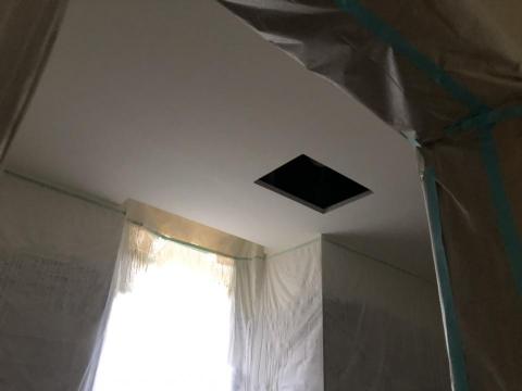 黃正忠 - 坪頂天花噴漆完成