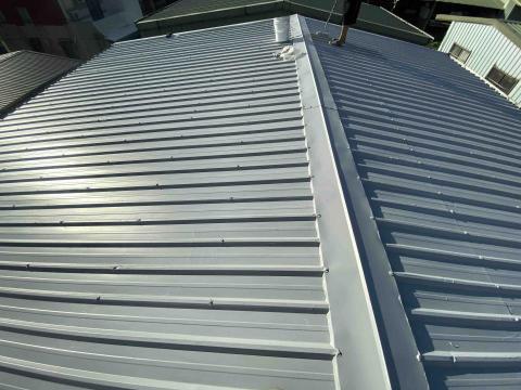 億圓治漏工程有限公司 - （億圓治漏工程）鐵皮屋防水隔熱