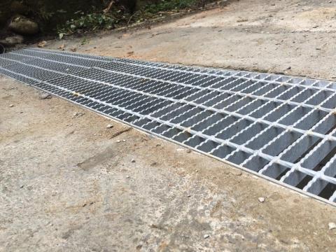 正霖實業有限公司 - 公共工程-地方公所水溝蓋鋪設(施工完成)