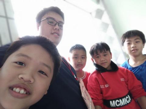 提供高中生物服務的專家台灣大學