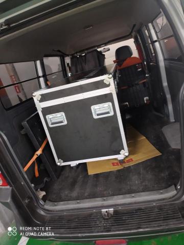 一台車凸歸呆丸 - 科技機器人運送