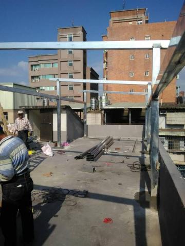 建樺鐵工工程 - 頂樓加蓋屋簷