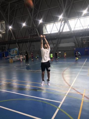 俊傑の籃球教室 - 高中小朋友實際投籃情況