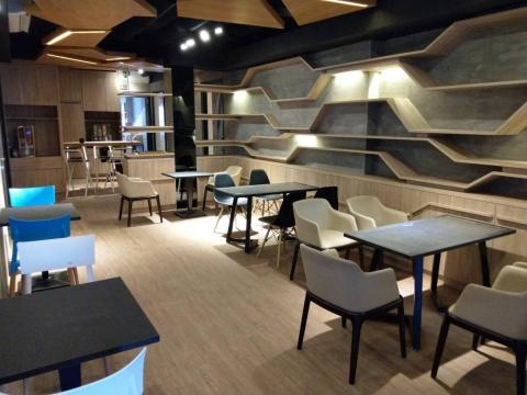 先進工作室 - 睦行旅行動辦公室