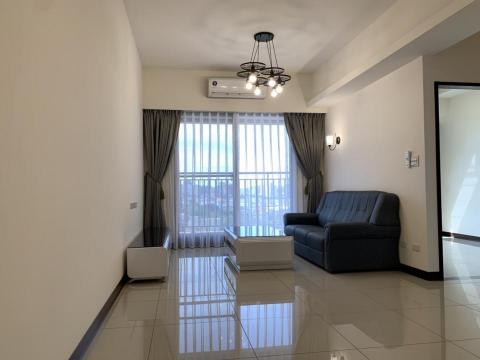 鄭曉力 - 輕裝潢家具擺設