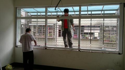 築舍室內裝修公司 - 鋁門窗施工