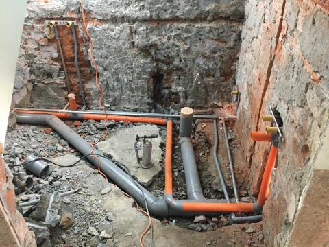  - 翻修衛浴給排水系統配管