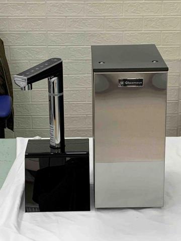 宏盈飲水設備 - 廚下飲水機