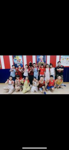  - 上海吉的堡英語任教