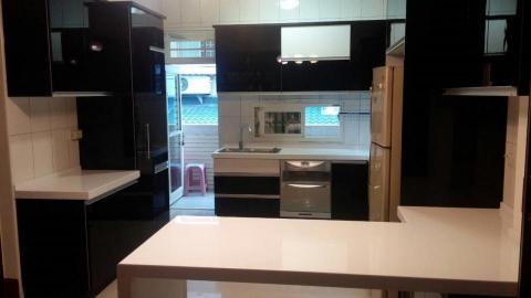 現代設計工程有限公司 - 