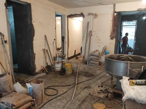 伊品設計有限公司 - 施工中（泥作）