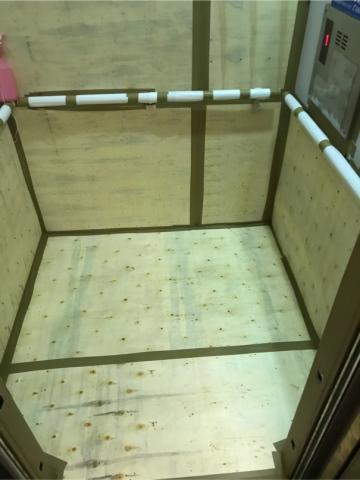 黃思宏 - 施工前電梯保護作業