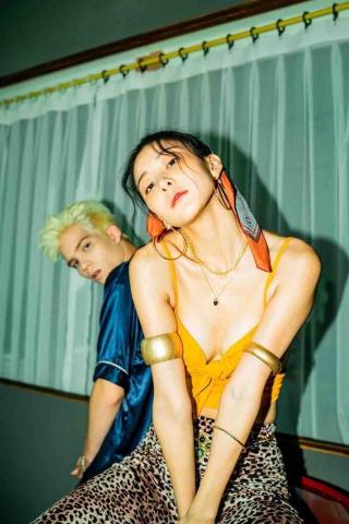 福汎國際有限公司 - 知名歌手劇照