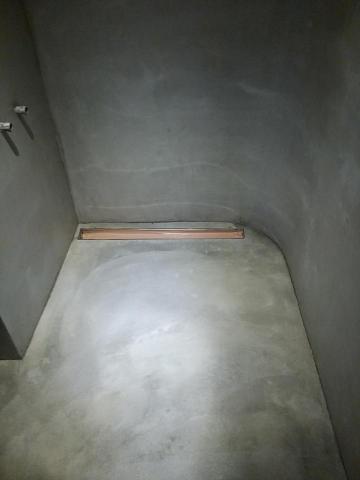 許銘峻 - 浴室水泥粉光