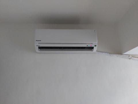 小陳師傅 - 台北市信義區移機裝機，移機前先測試機器功能是否都正常