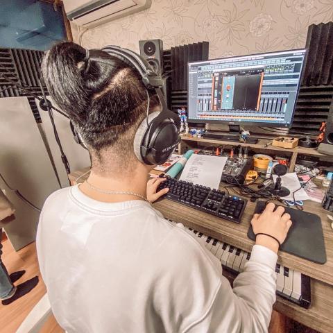 提供錄音服務的專家白羊