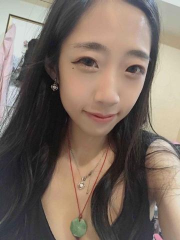 提供外語領隊服務的專家巧巧