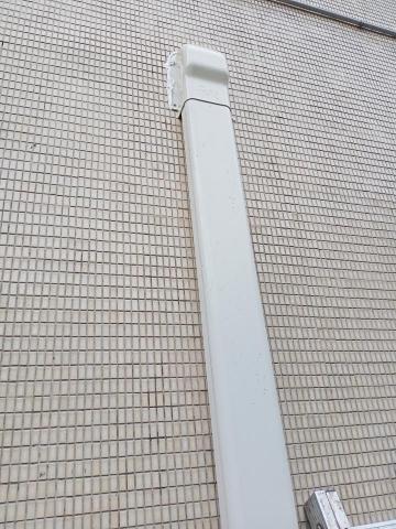 連吉洋 - 冷氣室外机重做保溫管槽