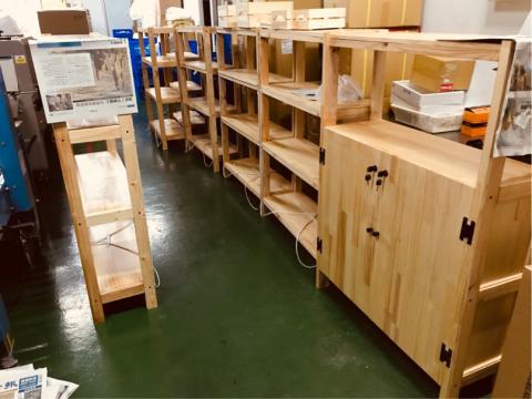 富穗室內裝修工程 - 保養品生技公司訂製層架 富穗室內裝修工程 - 保養品生技公司訂製層架