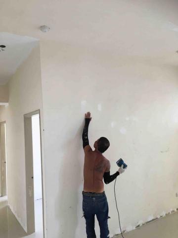 玖佰益時尚油漆外牆防水PU工程 - 牆面㘩土,研磨過程中 玖佰益時尚油漆外牆防水PU工程 - 牆面㘩土,研磨過程中