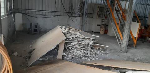 鑫順發企業社 - 廢棄物清運  處理