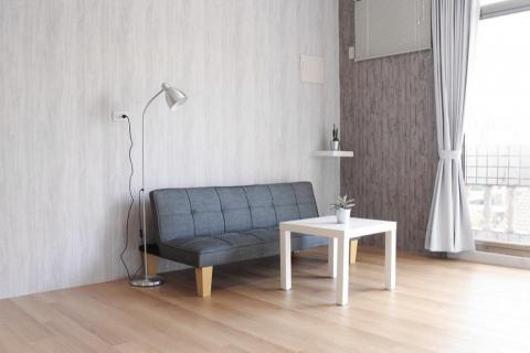 大帝裝潢 - 壁紙：每坪連工帶料580元