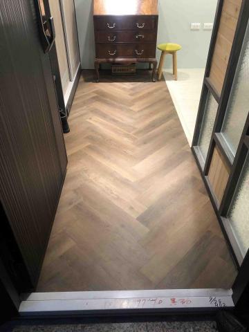 文藝窗簾、地板工程 - 