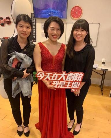 魏嘉慧 大提琴&鋼琴教學/表演 - 與知名鋼琴演奏家胡瀞云在台中國家歌劇院的演出 魏嘉慧 大提琴&鋼琴教學/表演 - 與知名鋼琴演奏家胡瀞云在台中國家歌劇院的演出