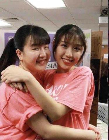 陳昶雯 - 參加學校社團照（亞洲國際交流會）