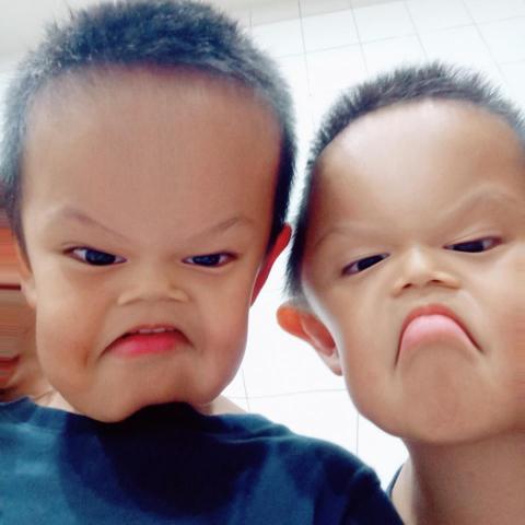 Cathy  - 與幼兒相處佳